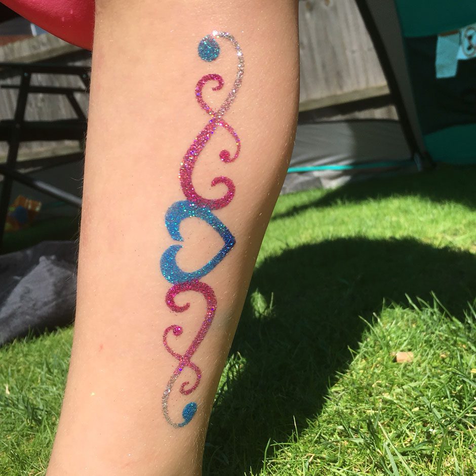 heart-scroll large heart temporary tattoo stencil design for glitter tattoos